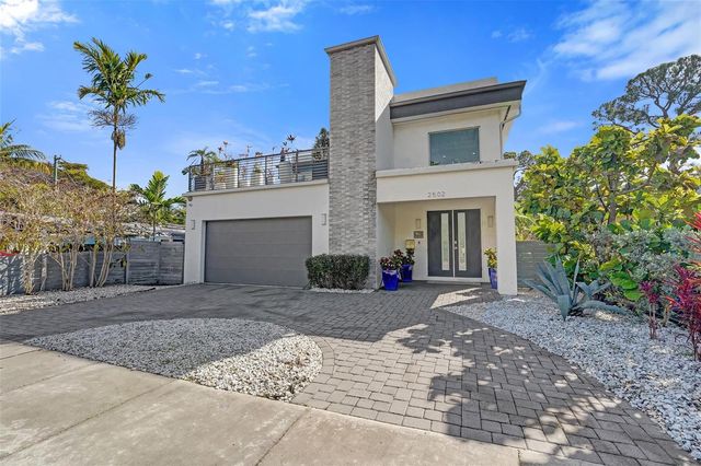 2502 NE 6th Avenue, Wilton Manors, FL 33305