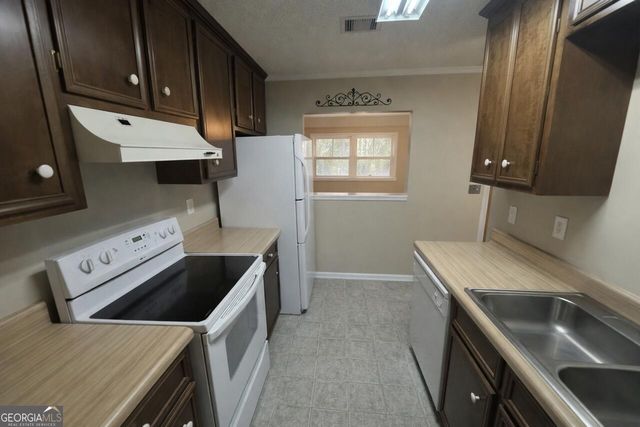 113 Manor Row, Macon, GA 31210