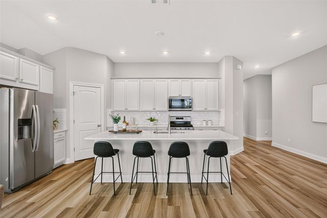 127 Eagle Mountain TRL, Dripping Springs, TX 78620