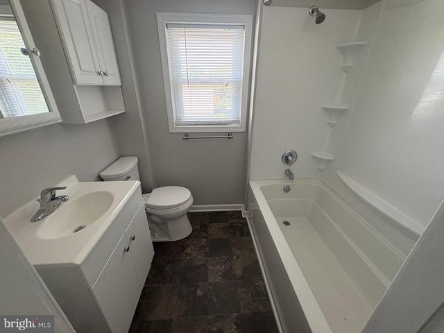 6550 SOMERSET ST, Harrisburg, PA 17111