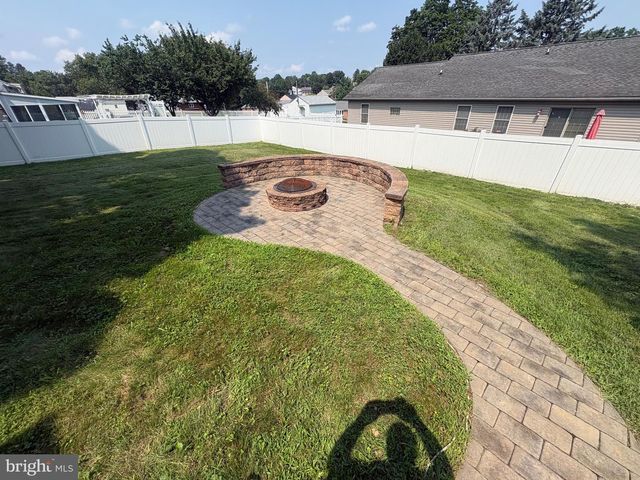 6550 SOMERSET ST, Harrisburg, PA 17111