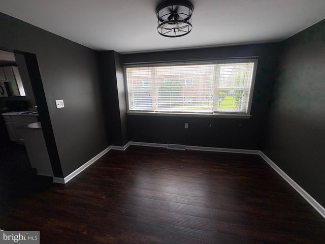 6550 SOMERSET ST, Harrisburg, PA 17111
