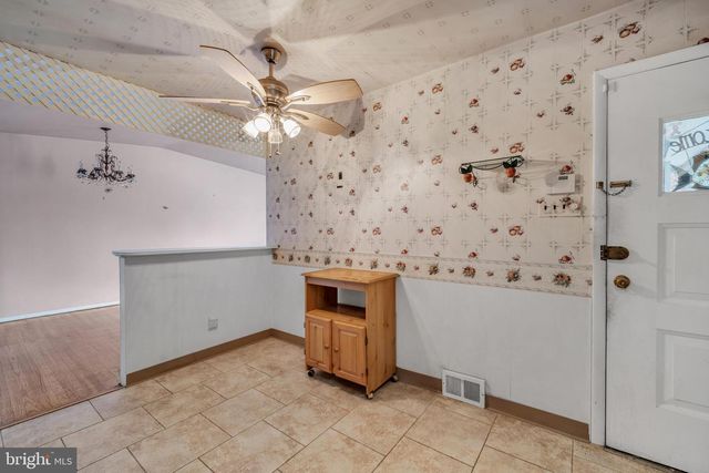 7803 ANITA DR, Philadelphia, PA 19111