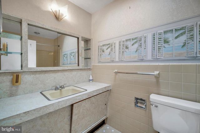 7803 ANITA DR, Philadelphia, PA 19111