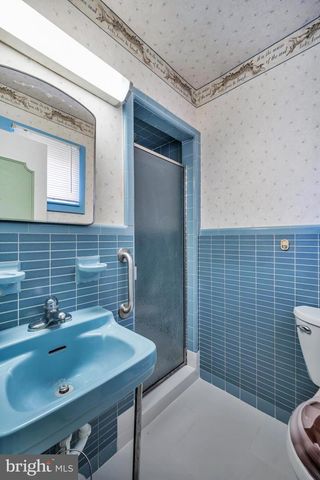 7803 ANITA DR, Philadelphia, PA 19111
