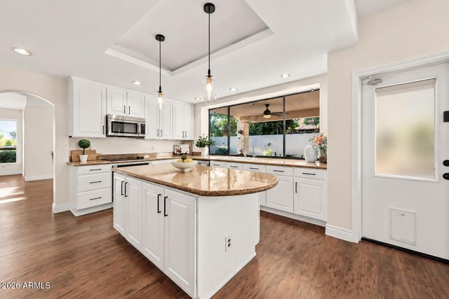 5804 E SANDRA Terrace, Scottsdale, AZ 85254