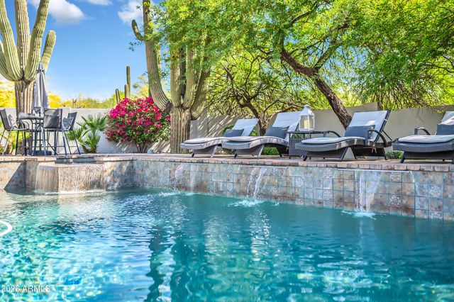 6963 E QUAIL TRACK Drive, Scottsdale, AZ 85266