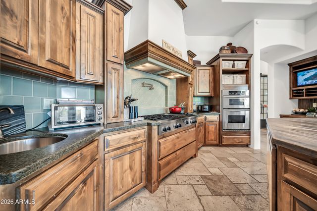 6963 E QUAIL TRACK Drive, Scottsdale, AZ 85266