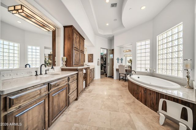 6963 E QUAIL TRACK Drive, Scottsdale, AZ 85266