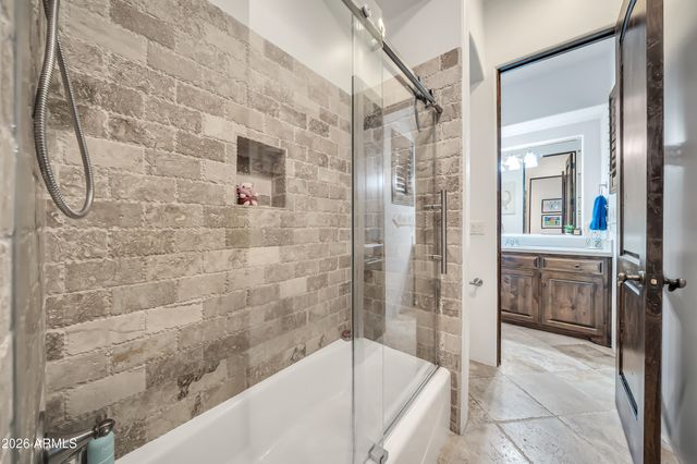 6963 E QUAIL TRACK Drive, Scottsdale, AZ 85266