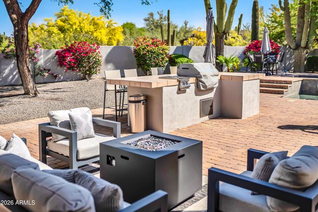 6963 E QUAIL TRACK Drive, Scottsdale, AZ 85266