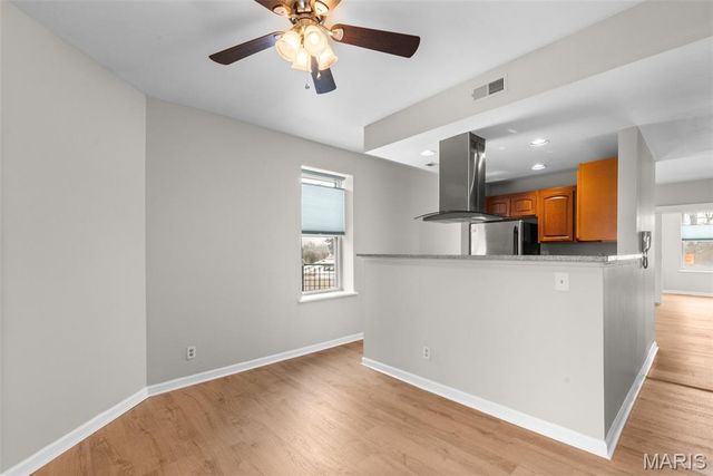 5803 Waterman Boulevard 1E, St Louis, MO 63112