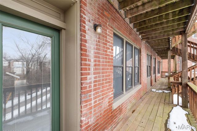 5803 Waterman Boulevard 1E, St Louis, MO 63112