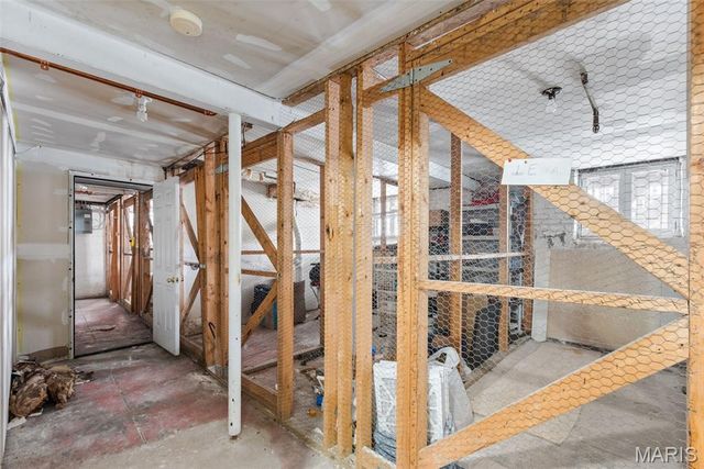 5803 Waterman Boulevard 1E, St Louis, MO 63112