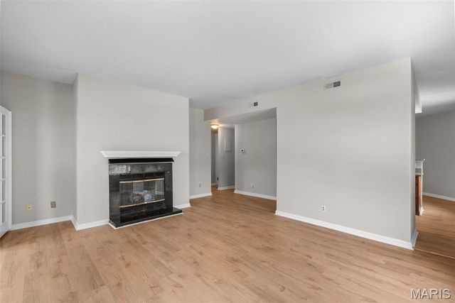 5803 Waterman Boulevard 1E, St Louis, MO 63112