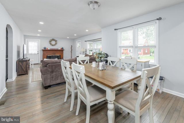 415 LAKE AVE, Pitman, NJ 08071