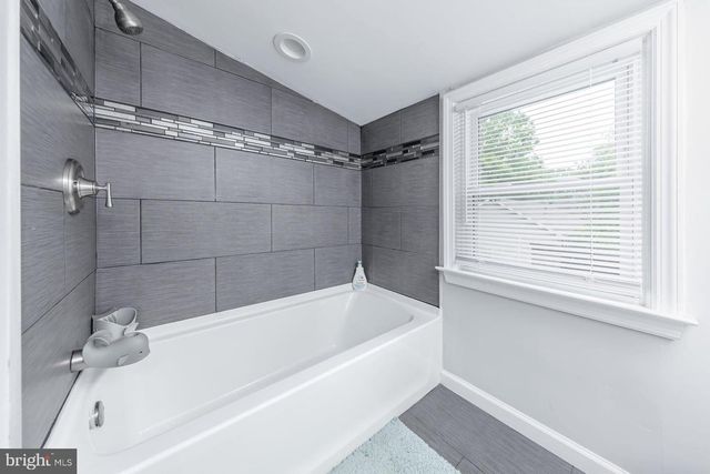 415 LAKE AVE, Pitman, NJ 08071