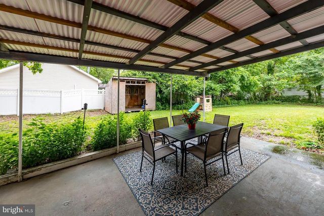415 LAKE AVE, Pitman, NJ 08071