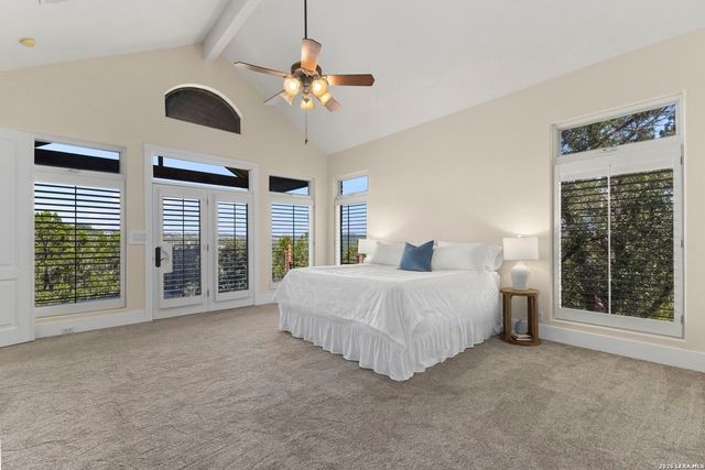 15529 Escarpment Ok, Helotes, TX 78023