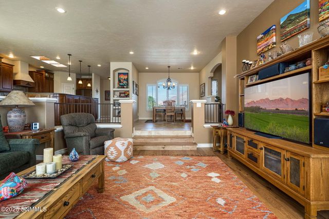 1495 Vista Del Cerro, Las Cruces, NM 88007