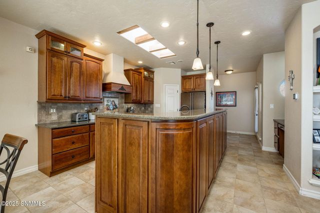 1495 Vista Del Cerro, Las Cruces, NM 88007