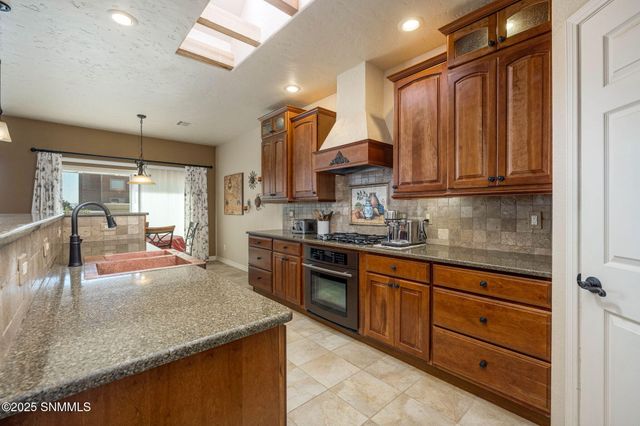 1495 Vista Del Cerro, Las Cruces, NM 88007
