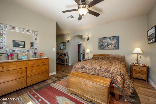 1495 Vista Del Cerro, Las Cruces, NM 88007