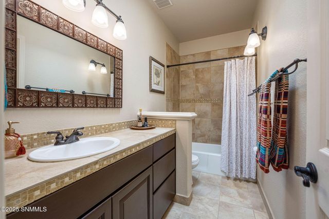 1495 Vista Del Cerro, Las Cruces, NM 88007