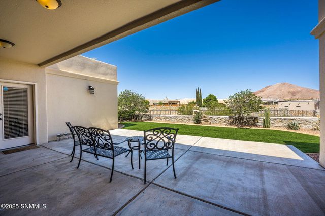 1495 Vista Del Cerro, Las Cruces, NM 88007