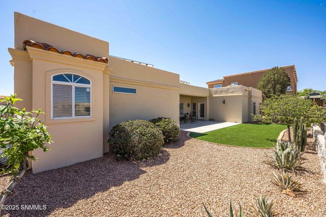 1495 Vista Del Cerro, Las Cruces, NM 88007