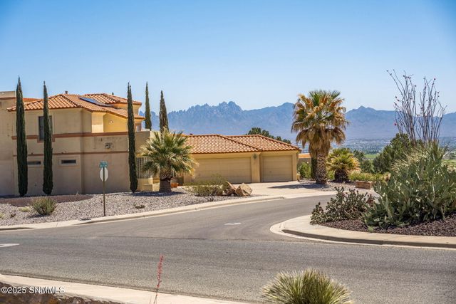 1495 Vista Del Cerro, Las Cruces, NM 88007