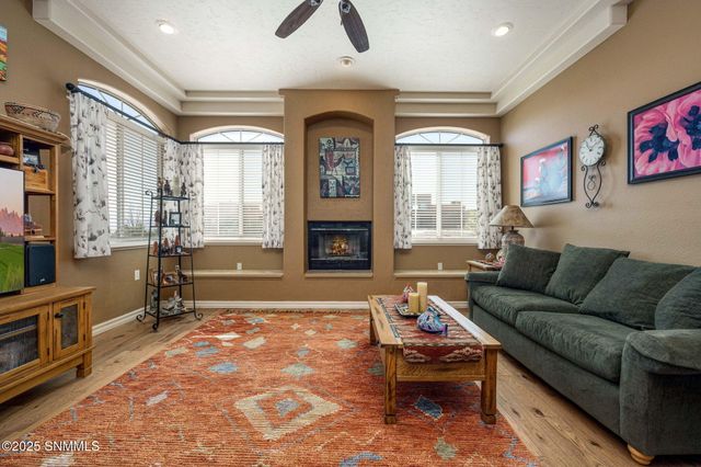 1495 Vista Del Cerro, Las Cruces, NM 88007