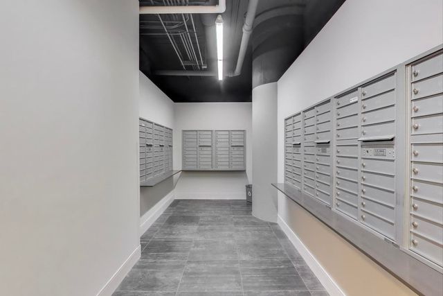 565 W Quincy Street 1603, Chicago, IL 60661