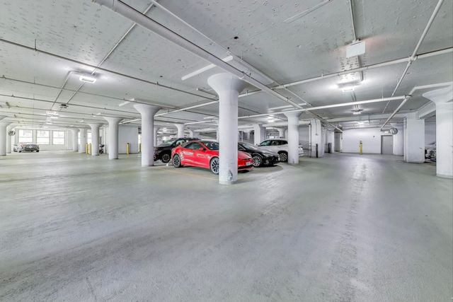 565 W Quincy Street 1603, Chicago, IL 60661