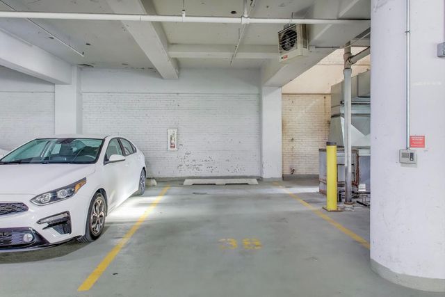 565 W Quincy Street 1603, Chicago, IL 60661