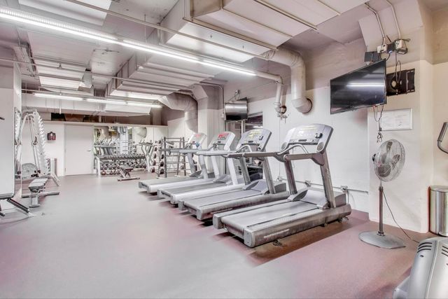 565 W Quincy Street 1603, Chicago, IL 60661