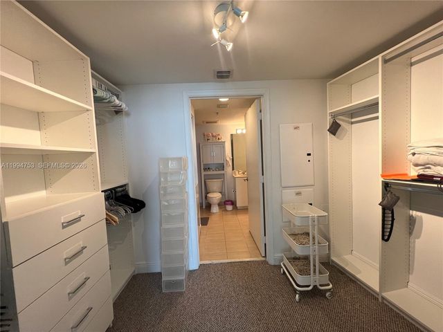 1750 N Bayshore 1411, Miami, FL 33132