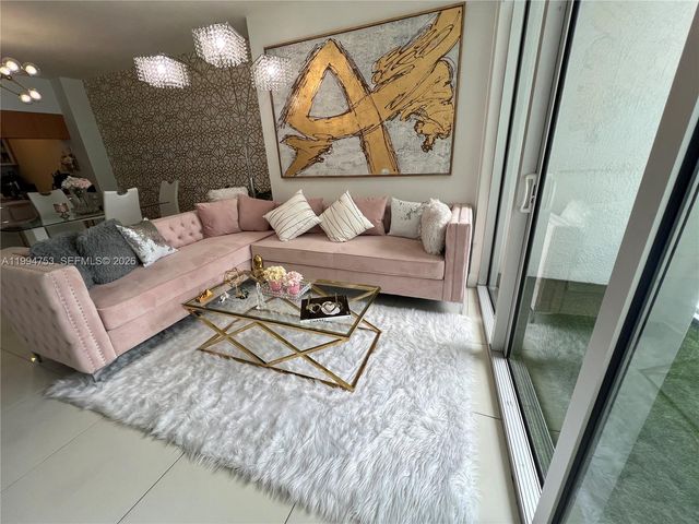 1750 N Bayshore 1411, Miami, FL 33132