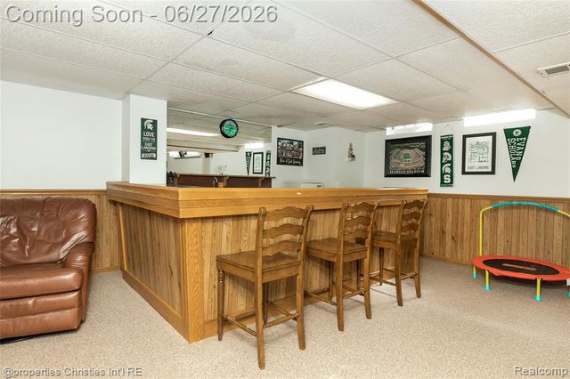 6805 Emerald Shores Drive, Troy, MI 48085