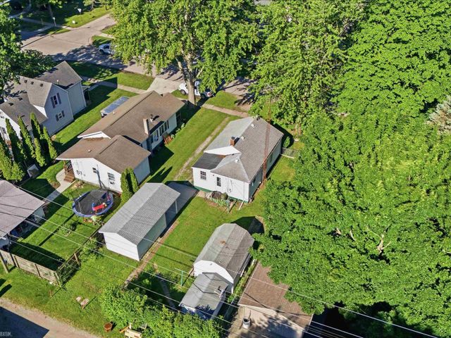 617 Saint James Street, Marysville, MI 48040