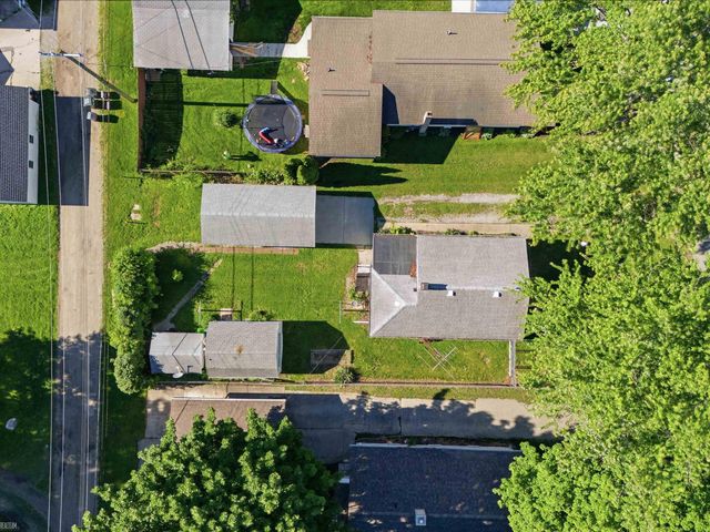 617 Saint James Street, Marysville, MI 48040