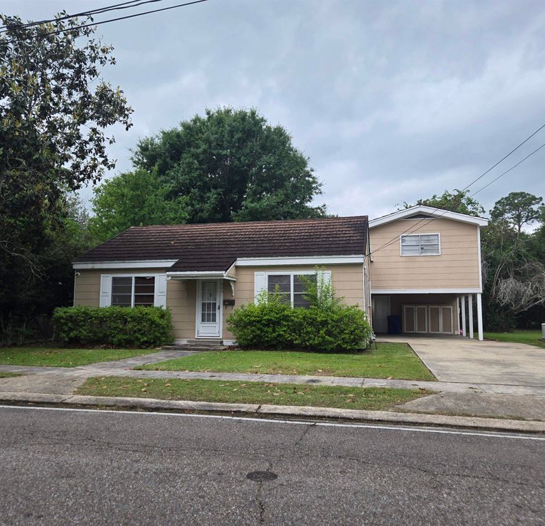 400 Tiger Dr, Thibodaux, LA 70301