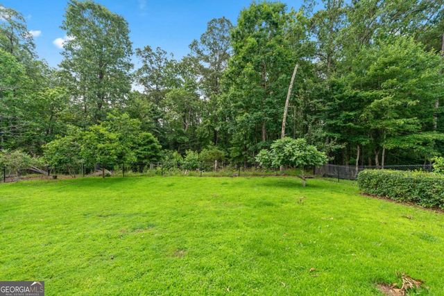 2728 Limestone Creek Drive, Gainesville, GA 30501