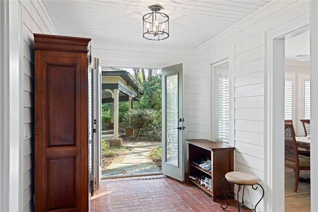 494 Ansley Walk Terrace NE, Atlanta, GA 30309