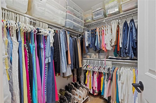 494 Ansley Walk Terrace NE, Atlanta, GA 30309