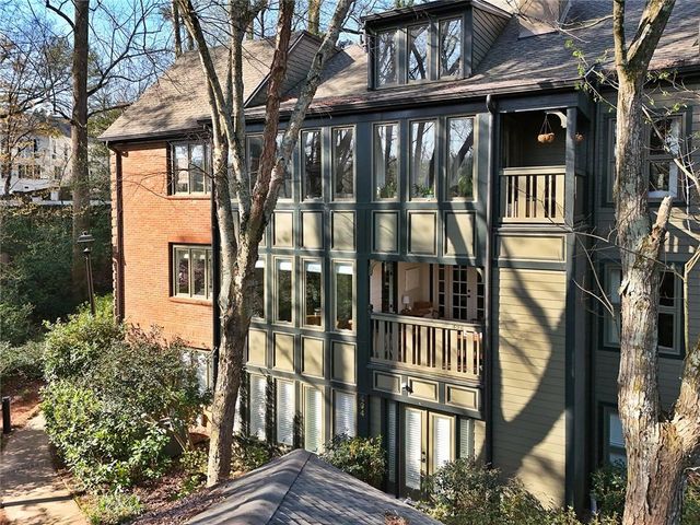 494 Ansley Walk Terrace NE, Atlanta, GA 30309