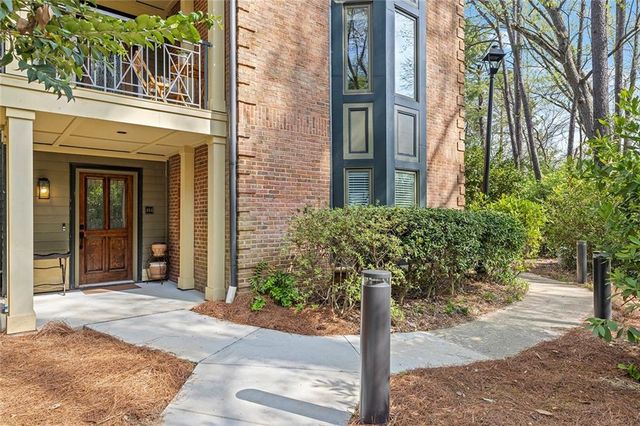 494 Ansley Walk Terrace NE, Atlanta, GA 30309