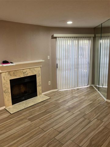 10667 Braes Bend Drive, Houston, TX 77071