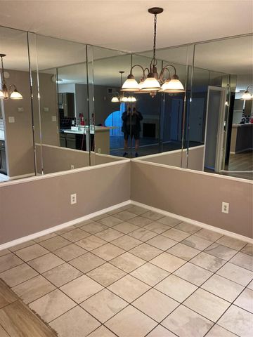 10667 Braes Bend Drive, Houston, TX 77071