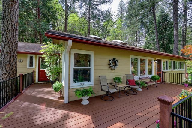 409 Live Oak Rd, Colfax, CA 95713